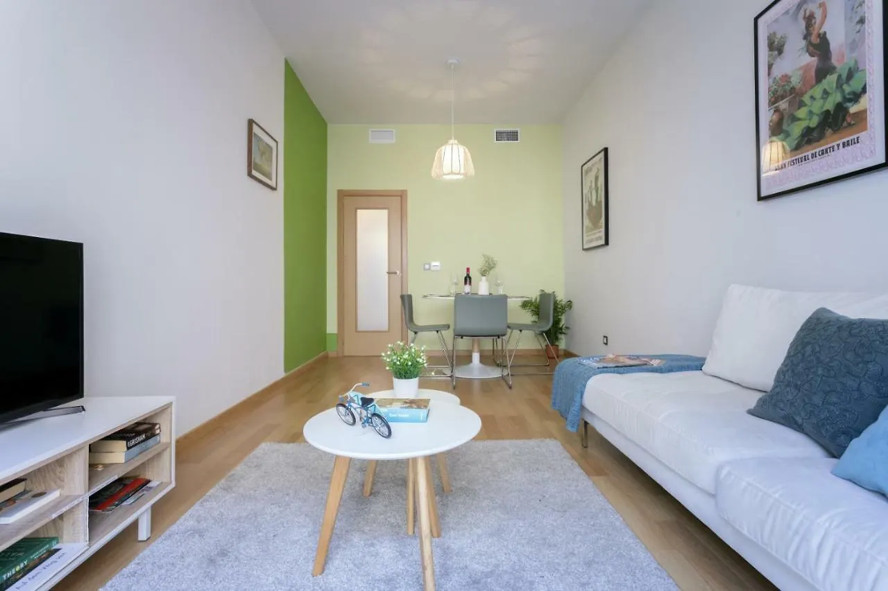 -Malagasunapts- Rooftop Pool & Free Parking 0*,